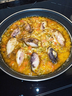 Una foto de Chipirones rellenos
