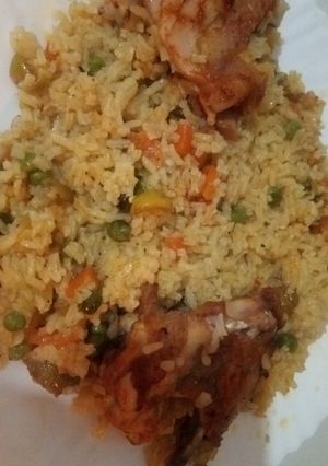 صورة لوصفة رز بالدجاج محمر في الفرن