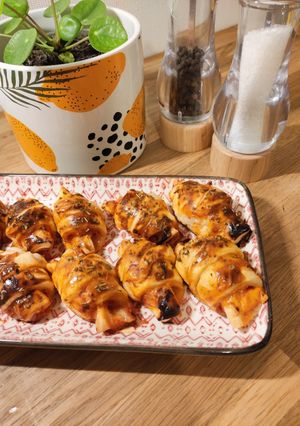 Une photo de Mini croissants jambon, tomate, mozzarella