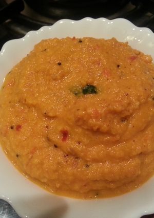 A picture of Tomato coconut chutney.