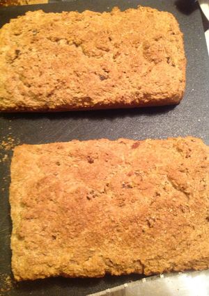 A picture of Bran bread (quick).