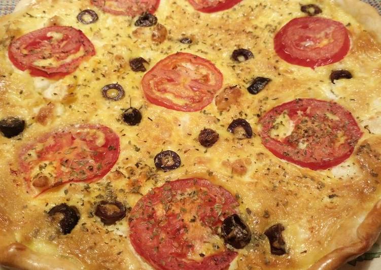 Recipe of Quick Tomato, olive and feta quiche