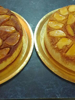 Una foto de Torta invertida de manzanas