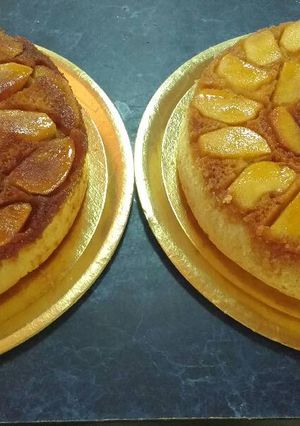 Una foto de Torta invertida de manzanas