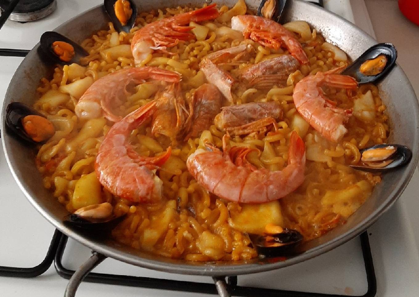 Fideuá
