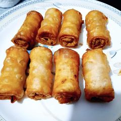 A picture of Crispy Spring roll.
