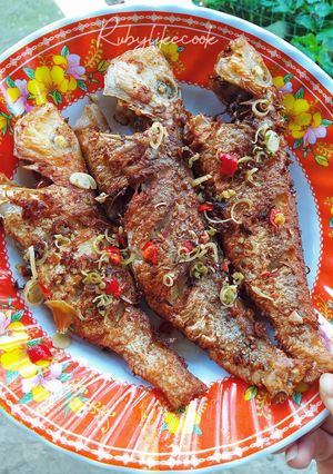 Hình của món Cá hường muối sả ớt chiên.