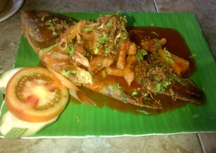 Cara termudah untuk Menyegarkan SempurnaGurame Asam Manis