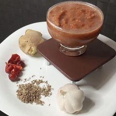 A picture of Lehsun Ki Chutney.