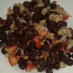 A picture of Chana chat.