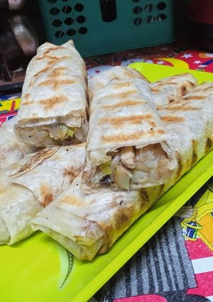 A picture of Chicken Shawarma Sandwich.