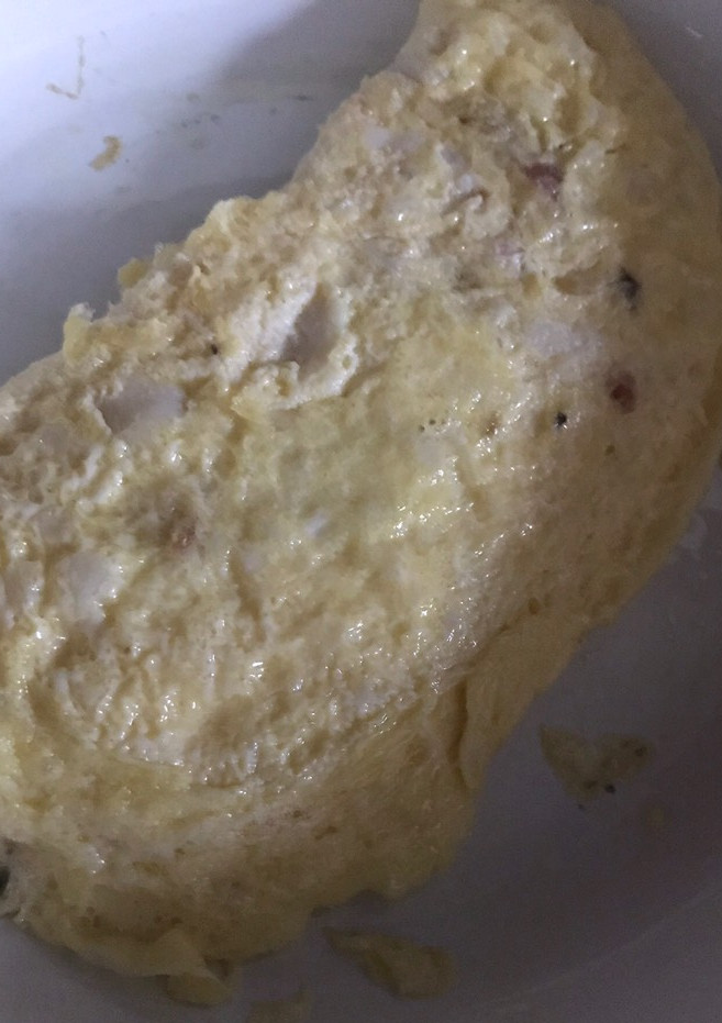 Una foto de Tortilla francesa de pescado y queso