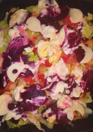 Una foto de Ensalada Maracucha multicolor