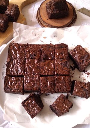 Foto resep Fudge Brownies Shiny Crust