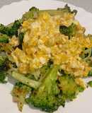 Brócoli salteado con huevo y jengibre
