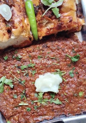 A picture of Pav bhaji.