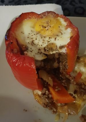 Foto resep Stuffed Paprika with teriyaki cheese minced beef and egg