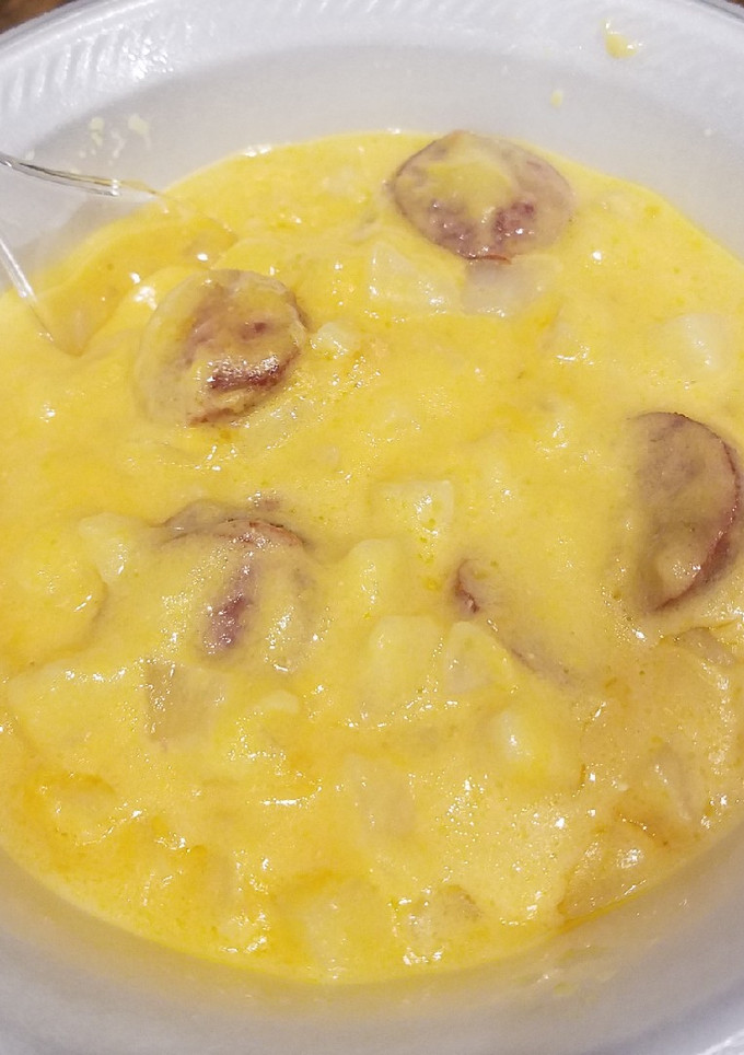 A picture of Cheesy Sausage and Potato Chowder.