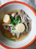 แกงจืดเห็ดเต้าหู้หมูสับ