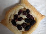 A picture of cream puffs