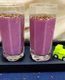 Jamun-mango-oats smoothie with chia and flaxseeds