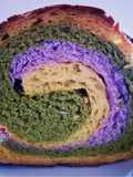 Pane tre colori con estratto di verdure