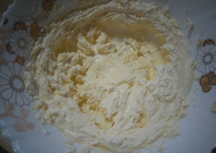 Butter cream for cake frosting #Authormarathon