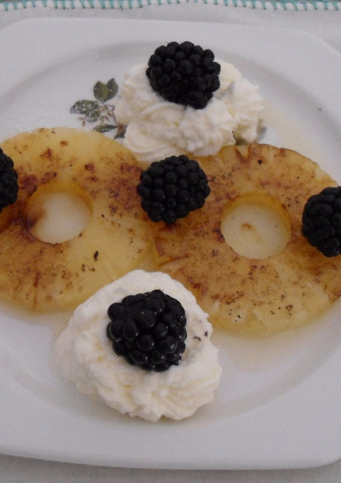 Una foto de Piña al caramelo