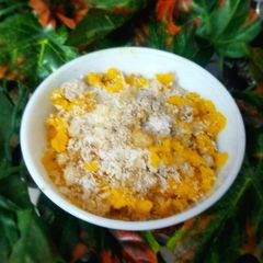 A picture of Gondi Sooji Halwa.