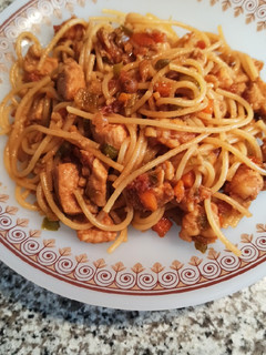 Una foto de Tallarines con salsa de soja