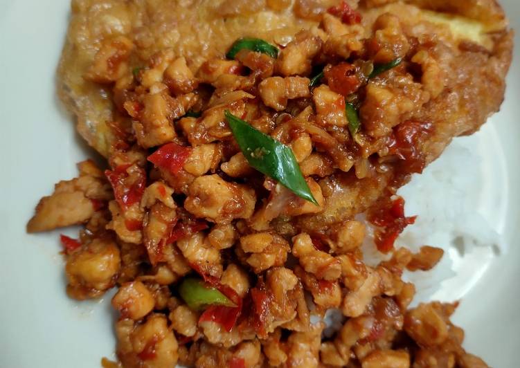 Resep Thai basil chicken/pork yang Lezat