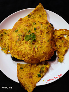 बेसन चीला (Besan chilla recipe in hindi) रेसिपी मुख्य फोटो