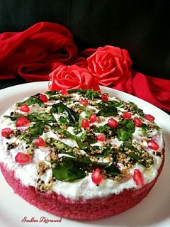 रेड वेलवेट रवा ढोकला (red velvet rava dhokla recipe in Hindi) रेसिपी मुख्य फोटो