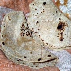 A picture of Wheat roti.
