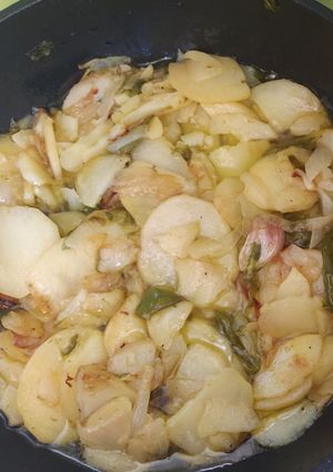 Una foto de Patatas a lo pobre🍳