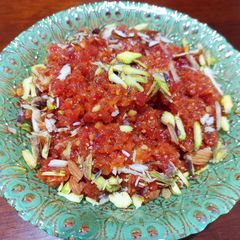 A picture of Gajar ka halwa.