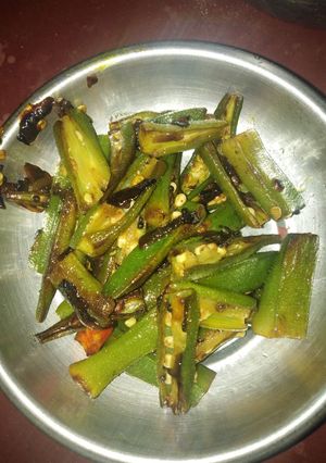 A picture of Stir fry bhindi.