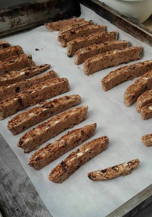 Una foto de Biscotti con arándanos y almendras