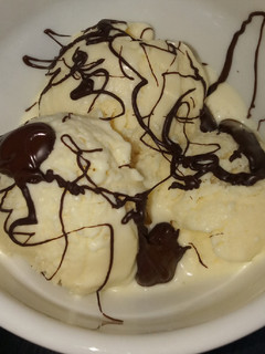 Una foto de Helado de aceite de oliva y miel
