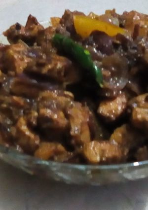 A picture of Stir fried chicken.