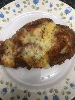 Una foto de 402. Pollo-pizza de pepperoni (principal carne)