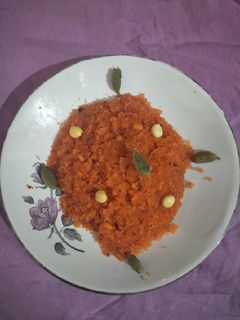 தேங்காய் அல்வா (Thenkai halwa recipe in tamil) செய்முறை முக்கிய புகைப்படம்