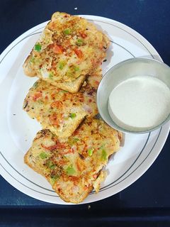 ब्रेड सूजी टोस्ट (bread sooji toast recipe in Hindi) रेसिपी मुख्य फोटो