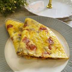 A picture of Omelette Rice Paper.