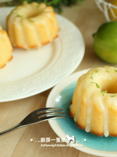 A picture of Lemon Yogurt Cake (with Lemon Glaze).
