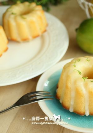 A picture of Lemon Yogurt Cake (with Lemon Glaze).