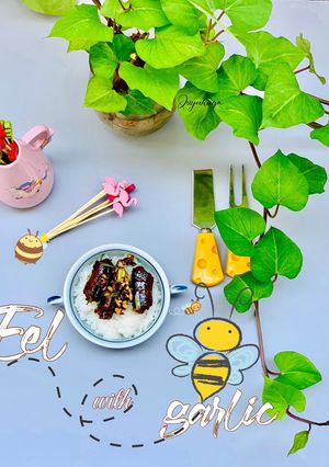 Hình của món Lươn cháy tỏi.
