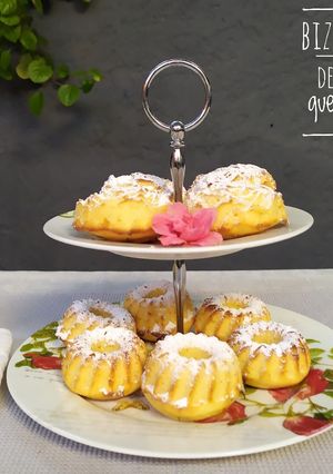 Una foto de Bizcochitos de limón y queso crema