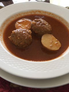 Una foto de Albóndigas en salsa de jitomate con chipotle