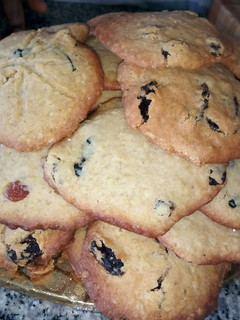 A picture of Oatmeal cookies.